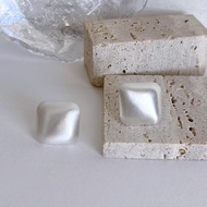 AG42 Fatty Square Stud Earring in Silver