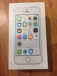 銀色全新盒裝 iPhone 5S 16GB 鎖卡空機**全台最低價,不必綁約+保固6個月