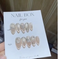 Nailbox Diamond Cat Eye Design Ovan 04