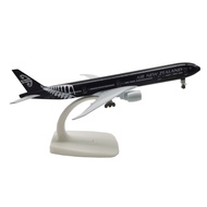 AIR NEW ZEALAND B777 Airplane Size 20 Cm. With Wheels Made Of Alloy Steel Beautiful Detailed Work Su