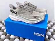 Hoka One One Clifton 9