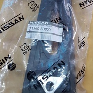 GRAND LIVINA REAR ENGINE MOUNTING
