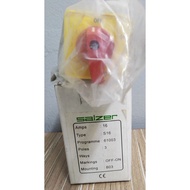 *** CLEARANCE STOCK*** SALZER ON/OFF SELECTOR SWITCH 3-POLES (61003)