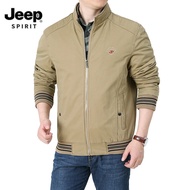 JEEP วิญญาณ แจ็คเก็ต สำหรับผู้ชายเสื้อซิปแจ็คเก็ตปักลายแฟชั่นเสื้อแจ็คเก็ตบอมเบอร์คุณภาพสูงสำหรับฤดู