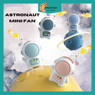 Cartoon Astronaut Mini Fan Keychain l leafless mini fan l Portable USB rechargeble mini fan