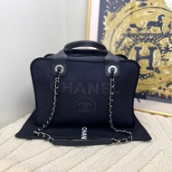 Chanel 深海軍藍色銀扣保齡球包沙灘包Deauville tote bag