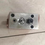 Digger Pressure Reducing Valve for Hyundai ROBEX R140W-7 R210LC-7 R215LC-7 210LC-7 215LC-7 R220LC-7 
