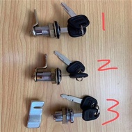 Excavator 31 55/65/75/135/215/235/485-8-9 Toolbox Lock Cylinder Side Door Lock Cylinder Side Door Lo