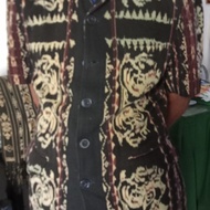 Kemeja Safari Tenun Ikat NTT Warna Hitam Motif Bunga Khas Sabu