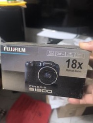 FUJIFILM FinePix S1800 數碼相機