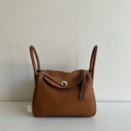 閒置新✨ 全配有購證🙌🏻 Hermès 愛馬仕 Lindy26金棕銀釦