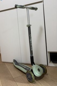 Globber 三輪滑板車