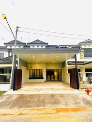 Rumah 1850 m² dengan 4 bilik tidur dan 5 bilik mandi peribadi di Pekan Sibu (Hm Airbnb @Seven)