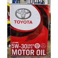 [NEW PACKING] TOYOTA 5W30 Group 4 Castle Engine Oil 4Liter (Made in Japan) Import 08880-10705 (TONG BESI)