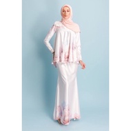 Minaz Lily Cynara Used