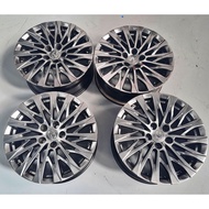 Lexux LM350 18X8 , 5x114 Car Rims