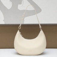 Foxer | กระเป๋าครึ่งวงเดือนหรูหรา