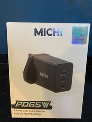 Michi 3 Port 65W PD 3.0 & QC 3.0 GaN 快速充電器