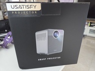 USATISFY 智能投影機連72吋屏幕