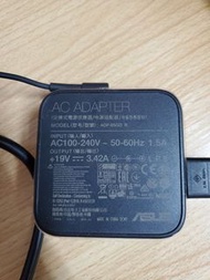 asus  火牛  型號：adp-65gd b