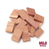 MUJI Red Cedar Block ( Bundle of 5 packs )