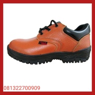 Safety TRACK Shoes 002C / ORIGINAL SAFETY Shoes Standards