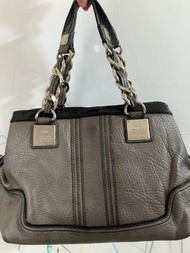 TAS SHOULDER / HOBO DAKS PRELOVED