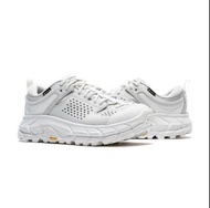 HOKA ONE ONE Ultra Low 白灰波鞋