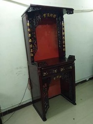 神櫃 神枱櫃 兩層 櫃內有一塊拉板用作擺放生果 招財進寶 聚寶堂 呎吋：寬89 x 深60 x 高206 cm  20年 台灣制  (OUF01005-00)