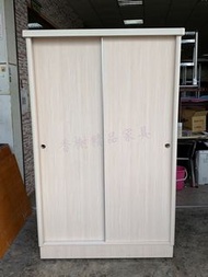 香榭二手家具*全新精品 雪松色4x7尺 雙推門衣櫃-滑門衣櫃-衣櫥-吊衣櫃-女櫃-櫥櫃-收納櫃-兩門衣櫃-大衣櫥-吊衣架