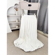 Polka dot balloon skirt R27 10/7 fx