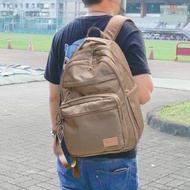 【買就送鑰匙圈】輕旅行大容量收納款筆電後背包(燕麥)