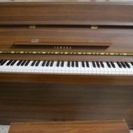 Yamaha Upright Piano C108