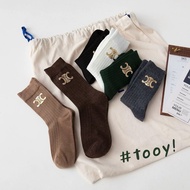 [Taiwan Shipment/Z.Zebra] Korea Gilding Letter Socks Arc De Triomphe Stockings Confinement Sports Th
