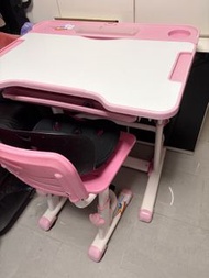 兒童升降學習桌椅套裝 ($200) + Curble wider護脊坐墊（$100/$70）