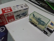 Tomica no 69 Aquarium Track 鯊魚車
