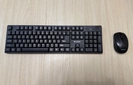digimomo 無線 無線鍵盤 無線滑鼠 腳架 附有腳架 wireless usb keyboard + mouse 即插即用 無線鍵盤滑鼠套裝 2.4GHz無線技術 滑鼠可切換800、1200、1
