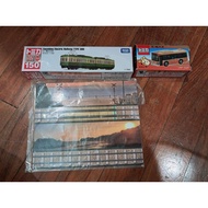 Tomica Enoshima Electric Railway Type 300 + Mitsubishi Fuso Bus