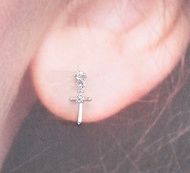 earika.earrings -  double diamond cross ต่างหูห้อยไม้กางเขนเงินแท้ (มีให้เลือกสองสี) เหมาะสำหรับคนแพ