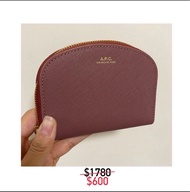 Clearance sale !! 真皮A.P.C. half-moon compact wallet