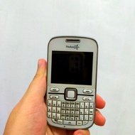 Handphone Vodastar V899 Putih - Bekas