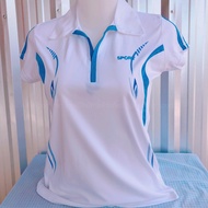 เสื้อออกกำลังกาย เสื้อกีฬา Sports สีขาวแถบฟ้า คอปก / คอวี เนื้อผ้าคุณภาพสูง Polyester