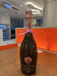 公司貨尾！！成本價清倉！！手快有手慢無 ! 玫瑰氣泡酒 Bottega Petalo Il Vino dell'Amore Moscato