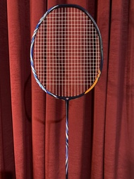 Raket Badminton Shock/Sambung Yonex Astrox 100zz 4UG5 Second