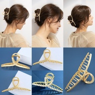 【Korean Style】 Hair Accessories Hair Claws Metal Square Hairpins Pearl Big Claw Clip Headdress Shark