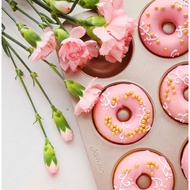 ((Baking God Fist) Chefmade wk9898 Black Mini 20 Donut Cake Mold wk9898