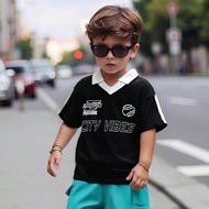 เสื้อโปโล Young Boy Simple Letter Graphic Color-Block Summer