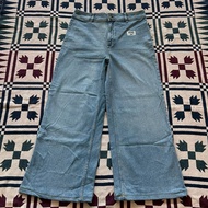 N149 Mng Jeans Waist 30 Hips 38 Length 37.5 Legs 11