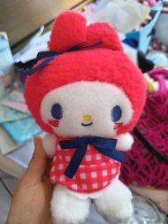 My Melody 格仔裙毛公仔