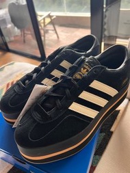 Adidas Gazelle Stack W 女款厚底休閒鞋